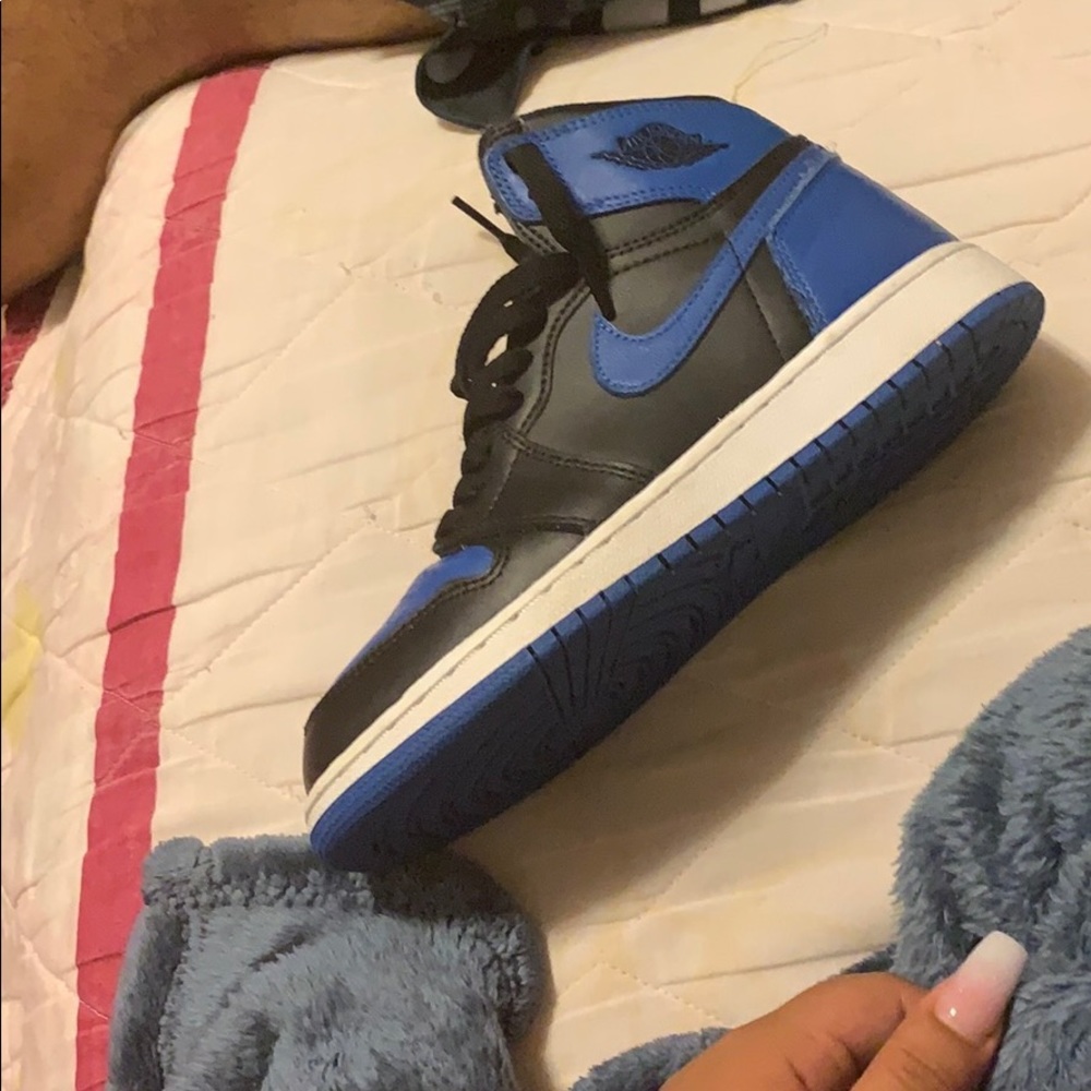 Jordan 1s royals